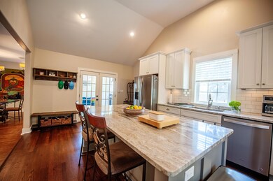 422 E Swan Ridge Cir, Memphis, TN 38122 - photo 6