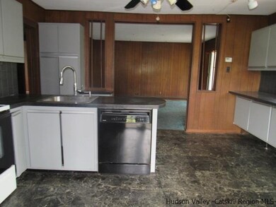 159 Old Indian Rd unit 1, Milton, NY 12547 - photo 7