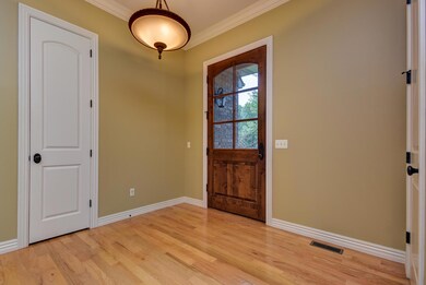 2157 West Inman Road-1