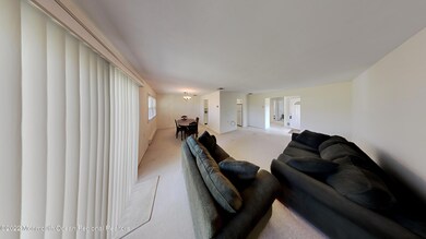153_Clay_Living_2
