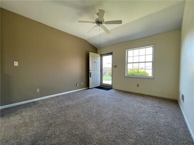 121 Andrews Blvd, Plainfield, IN 46168 - photo 3