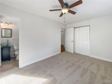 2349 Hudson Rd, Saint Louis, MO 63136 - photo 4