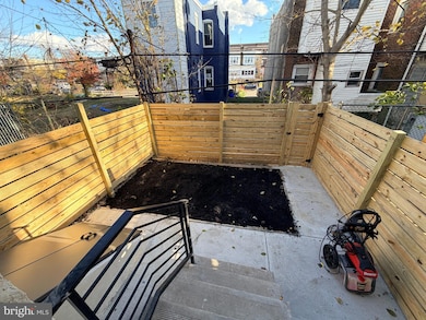 5436 Ridgewood St, Philadelphia, PA 19143 - photo 6