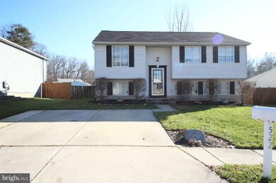 522 Fuselage Ave, Essex, MD 21221 - photo 2