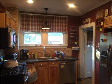 Nicely updated Kitchen