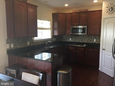 111 Thomasson Ct, Capitol Heights, MD 20743 - photo 4