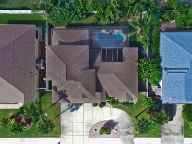 340 S Brevard Ave b-16
