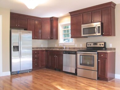 1 Donald Rd, MerriMacK, NH 03054 - photo 2