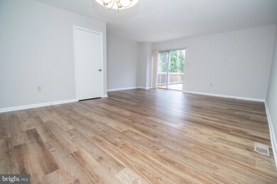 18240 Paladin Dr, Olney, MD 20832 - photo 6