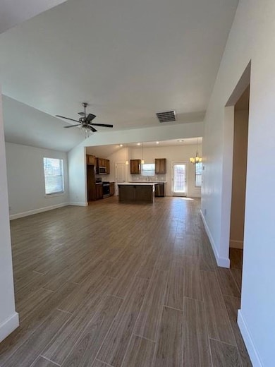 20110 Woodrock St, Harrah, OK 73045 - photo 4