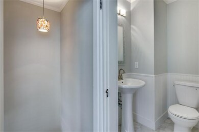 49 Hathorne St, Salem, MA 01970 - photo 7