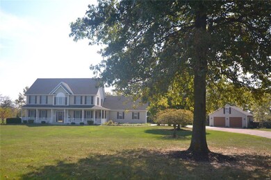 809 Saxony Ln, Freeburg, IL 62243 - photo 2