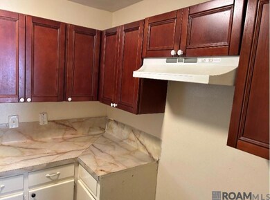 2201 Fairchild St, Baton Rouge, LA 70807 - photo 4