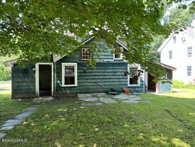 66 Columbia Street Back Photo