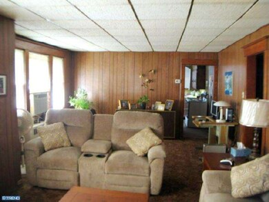 563 High St, Woodbury, NJ 08096 - photo 4