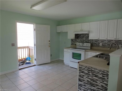 811 Carter St, High Point, NC 27260 - photo 4