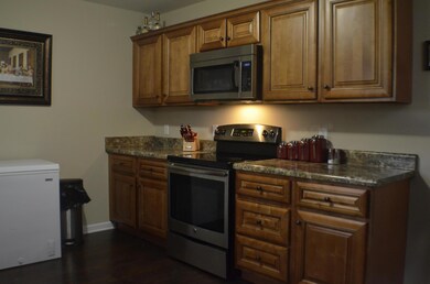 104 Garden Dr, Shelbyville, TN 37160 - photo 6