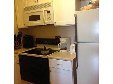 38 Church St unit 4, Lincoln, NH 03251 - photo 4