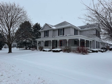 1401 Carrie Ave, Rochelle, IL 61068 - photo 2