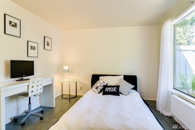 4545 88th Ave SE, Mercer Island, WA 98040 - photo 6