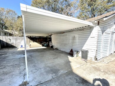302 W Gallatin St, Hazlehurst, MS 39083 - photo 6