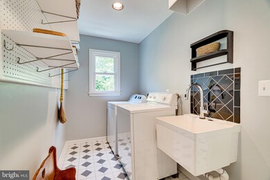 4932 Tarheel Way, Annandale, VA 22003 - photo 3