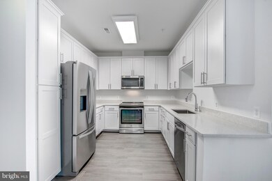 9430 Silver King Ct unit 210, Fairfax, VA 22031 - photo 5