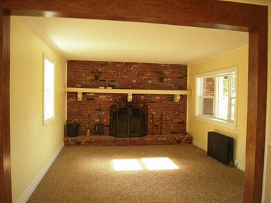 26 Eileen Dr, Coventry, RI 02816 - photo 3