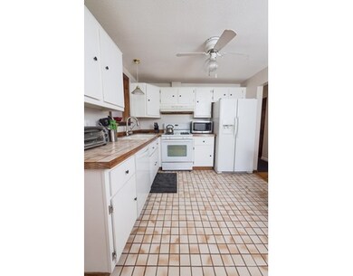 220 Raven Rd, Lowell, MA 01852 - photo 7