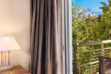 136 Country Club Dr unit 439, Telluride, CO 81435 - photo 3