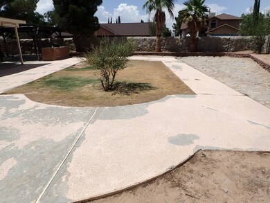 416 Mercer Ln, Horizon City, TX 79928 - photo 3