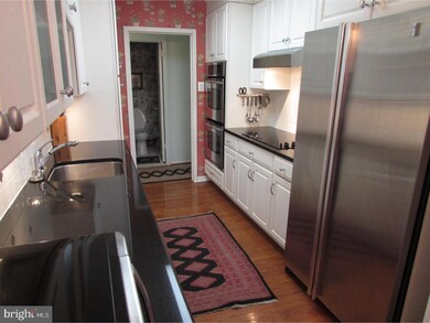 The Trianon unit 306, Bala Cynwyd, PA 19004 - photo 4