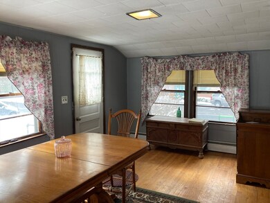 1202 Wachusett St, Jefferson, MA 01522 - photo 4