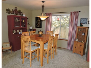 430 Victor St, Enumclaw, WA 98022 - photo 2