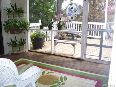 You will Fall in LOVE with the Screened in Porch !