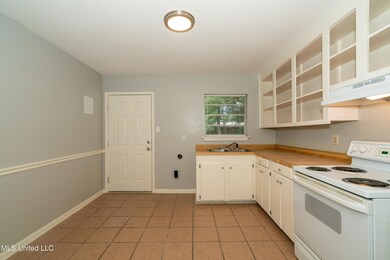 264 Alexander Rd unit 7, Long Beach, MS 39560 - photo 4