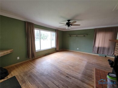 4207 Willis Blvd, Toledo, OH 43623 - photo 3