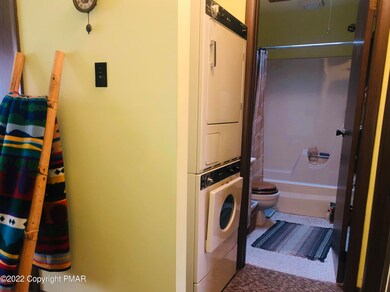 120 Chipmunk Rd, Bushkill, PA 18324 - photo 7