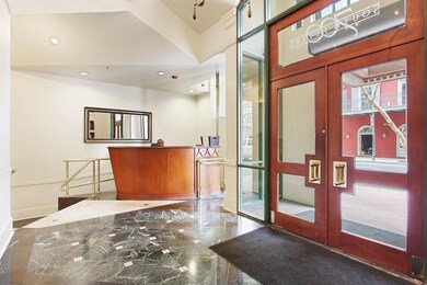 24/7 concierge and security guard