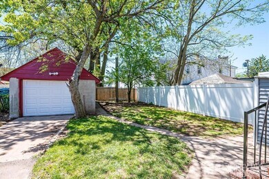 77 Pulaski Ave, Carteret, NJ 07008 - photo 4