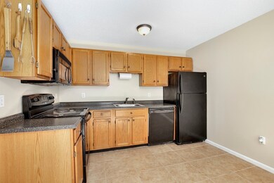 155 Lafond Ln unit 32, Dracut, MA 01826 - photo 7