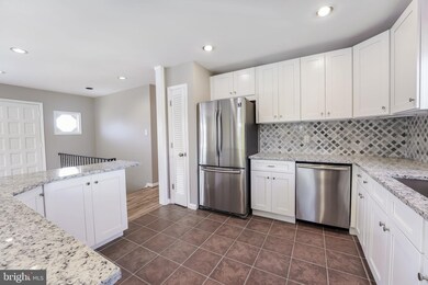 20377 Gleedsville Rd, Leesburg, VA 20175 - photo 3