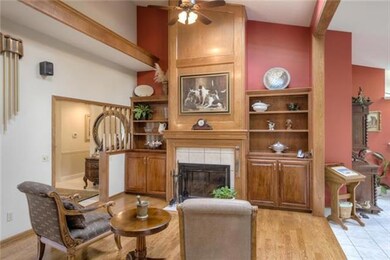 1008 S Prairie Ln, Raymore, MO 64083 - photo 7