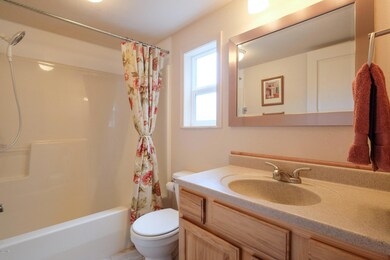 711 N Overlook Dr (mls)-10
