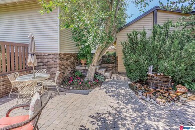 907 S 112th Plaza, Omaha, NE 68154 - photo 6