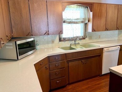 716 N 3rd St, Wakeeney, KS 67672 - photo 6