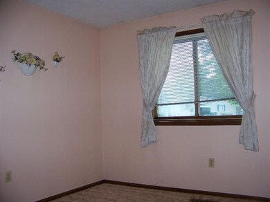 2627 N Carmelo Ln, La Porte, IN 46350 - photo 7