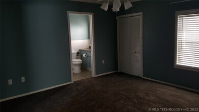 522 Locust Ave, Eufaula, OK 74432 - photo 5