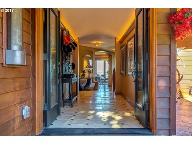 Entrance/Foyer