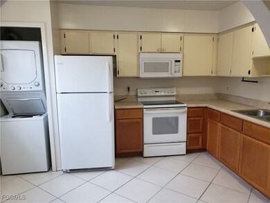 4777 Orange Grove Blvd unit 5, North Fort Myers, FL 33903 - photo 6